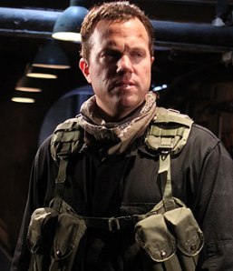 adam-baldwin2-chuck-s4-320